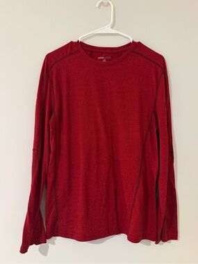 Swiss Tech Red Long Sleeve Athletic Shirt Men’s Small